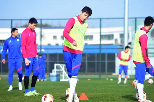 一竞技官网-东体：申花热身2胜1平 博拉尼奥斯将缺席第一阶段